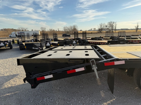 New 2026 H&H Black 102"x25'+5' 25.9k Low Profile Super Deluxe Ramps Gooseneck Deckover Trailer