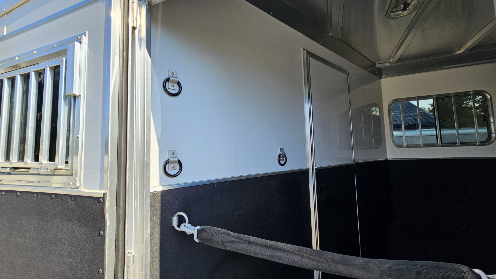 New 2026 Featherlite Trailers 9808 GOOSENECK 8.5X30 Horse Trailer