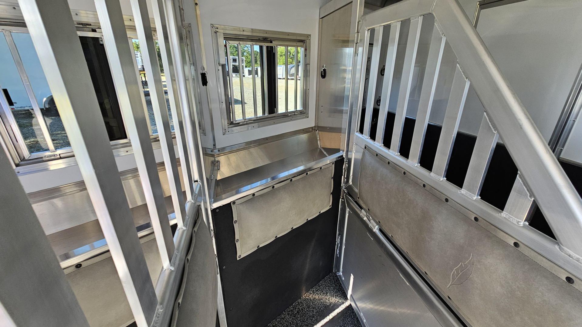 New 2026 Featherlite Trailers 9808 GOOSENECK 8.5X30 Horse Trailer