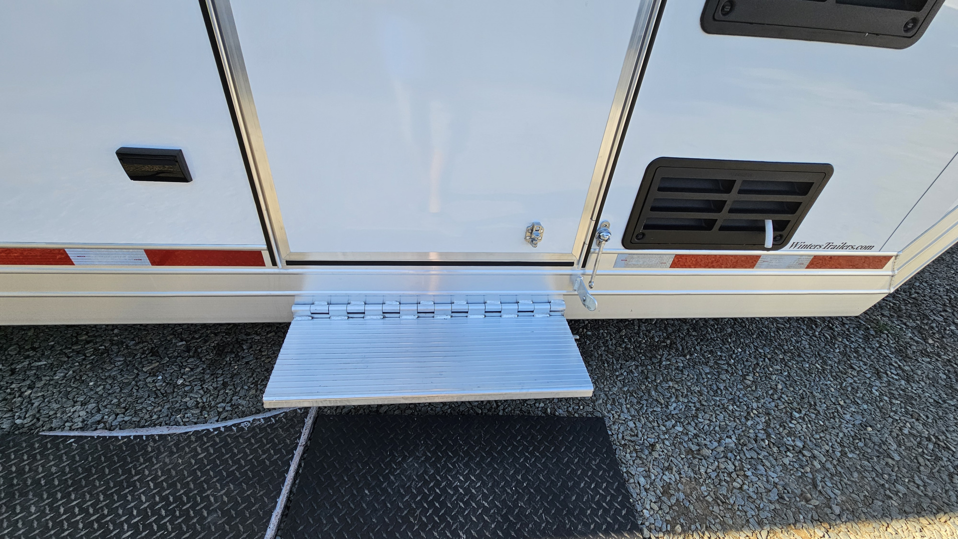 New 2026 Featherlite Trailers 9808 GOOSENECK 8.5X30 Horse Trailer