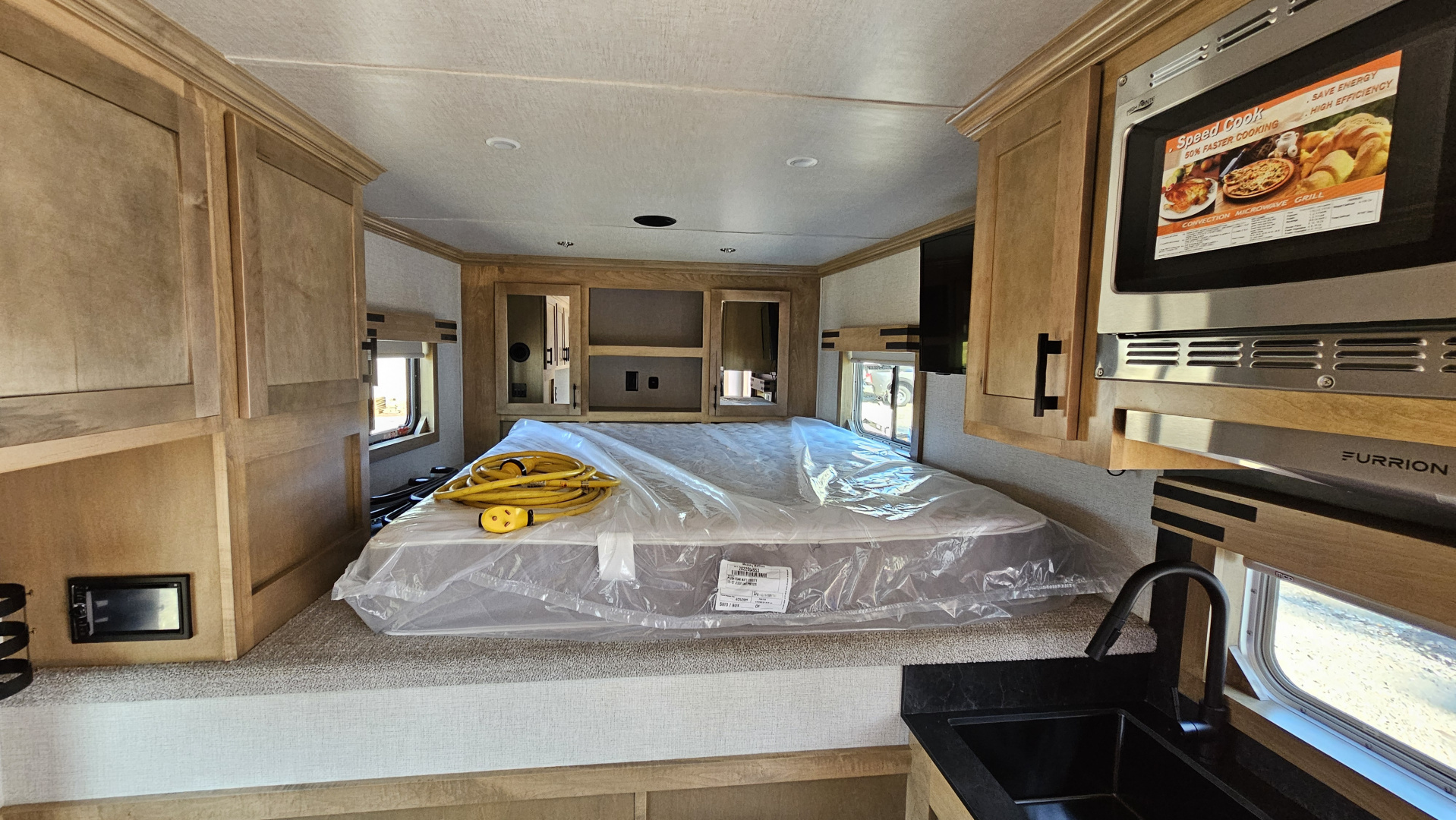 New 2026 Featherlite Trailers 9808 GOOSENECK 8.5X30 Horse Trailer