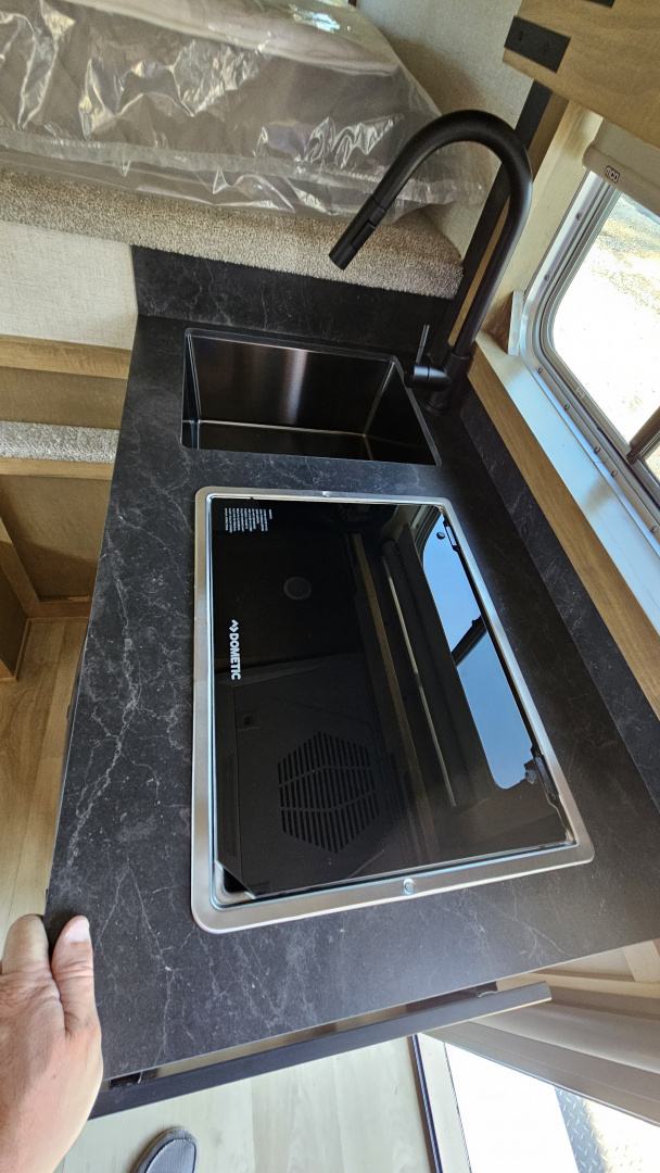 New 2026 Featherlite Trailers 9808 GOOSENECK 8.5X30 Horse Trailer