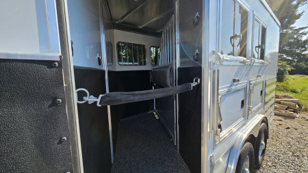 New 2026 Featherlite Trailers 9808 GOOSENECK 8.5X30 Horse Trailer
