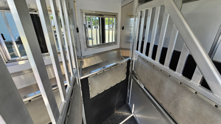 New 2026 Featherlite Trailers 9808 GOOSENECK 8.5X30 Horse Trailer