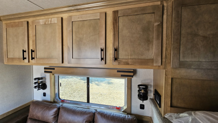 New 2026 Featherlite Trailers 9808 GOOSENECK 8.5X30 Horse Trailer