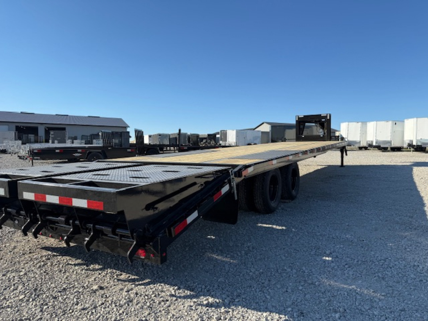 New 2026 H&H 102"x30'+5' 24k HD LowProfile Dovetail Super Deluxe Ramps Gooseneck Deckover Trailer