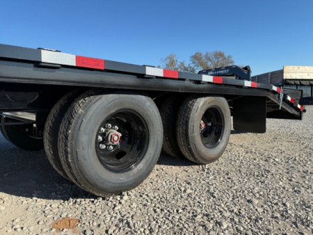 New 2026 H&H 102"x30'+5' 24k HD LowProfile Dovetail Super Deluxe Ramps Gooseneck Deckover Trailer