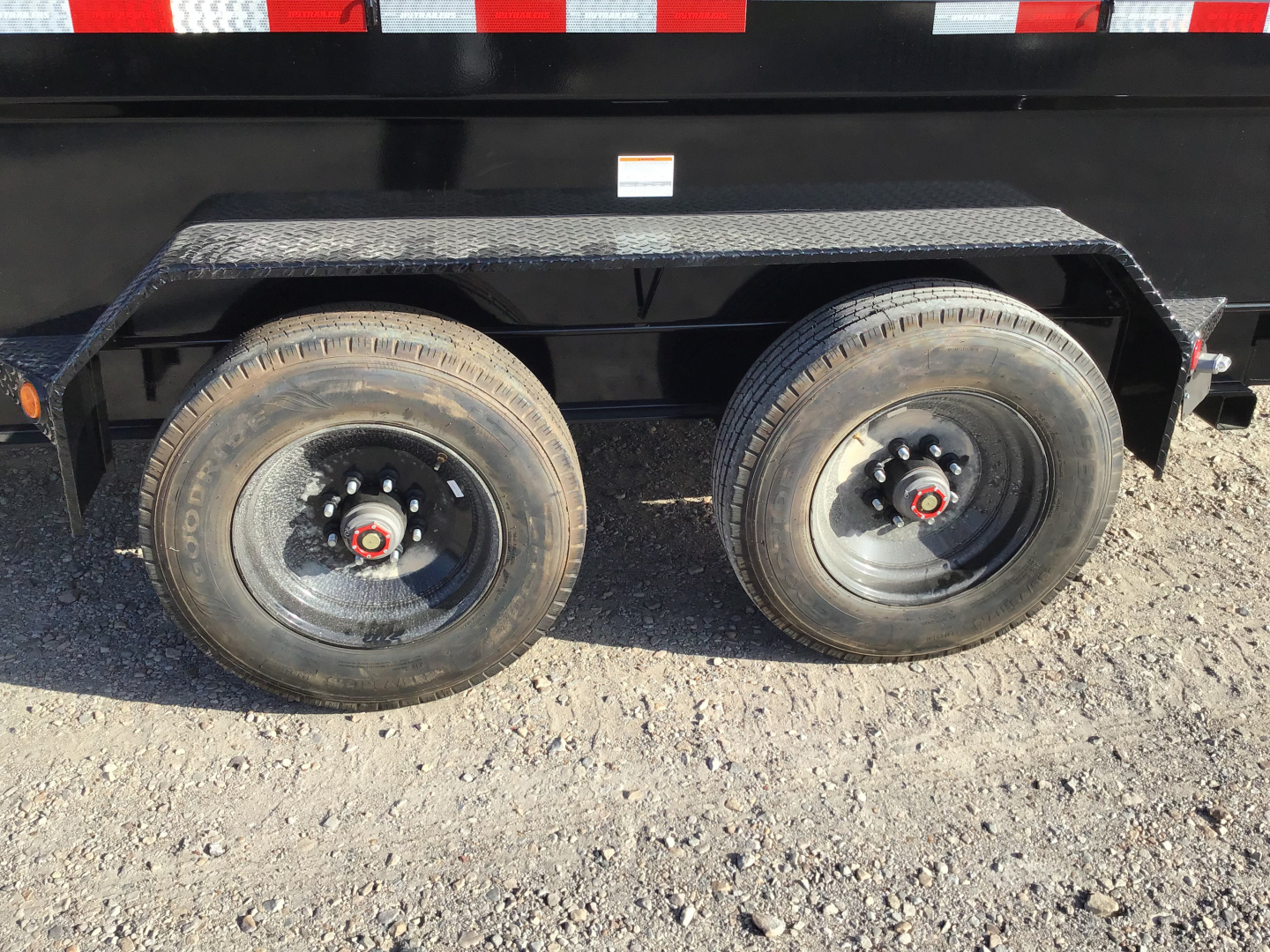 New 2026 PJ 82"x16' GN Tandem Axle HD Low Pro Dump w/ 36" Sides – DE