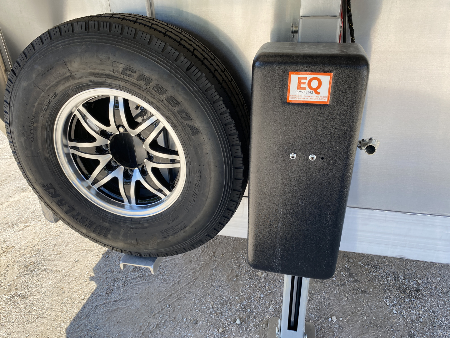 New 2026 Cimarron 6H Winstar Horse Trailer