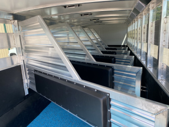 New 2026 Cimarron 6H Winstar Horse Trailer