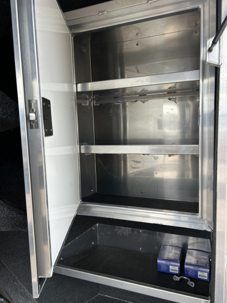 New 2025 Cimarron LQ 4 Horse Norstar w/ Signature Quarters