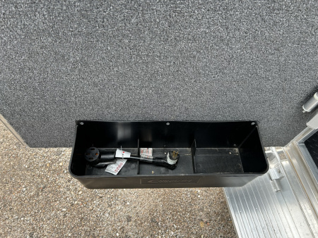 New 2025 Cimarron LQ 4 Horse Norstar w/ Signature Quarters