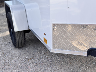 New 2025 Cross Trailers 4-6-1V Enclosed Barn Door