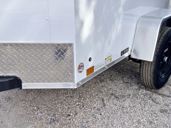 New 2025 Cross Trailers 4-6-1V Enclosed Barn Door
