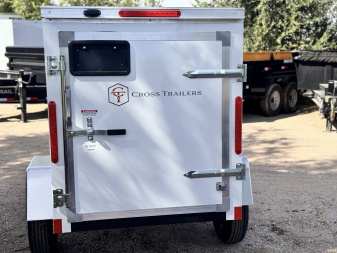 New 2025 Cross Trailers 4-6-1V Enclosed Barn Door