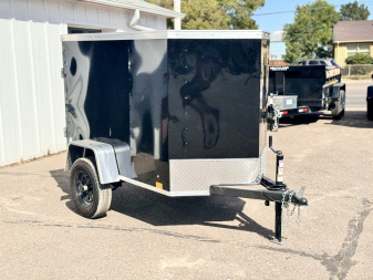 New 2025 Cross Trailers 4-6-1V Enclosed Barn Door