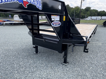 New 2025 Texas Bragg Trailers GN 35+5 20K Flatbed Trailer