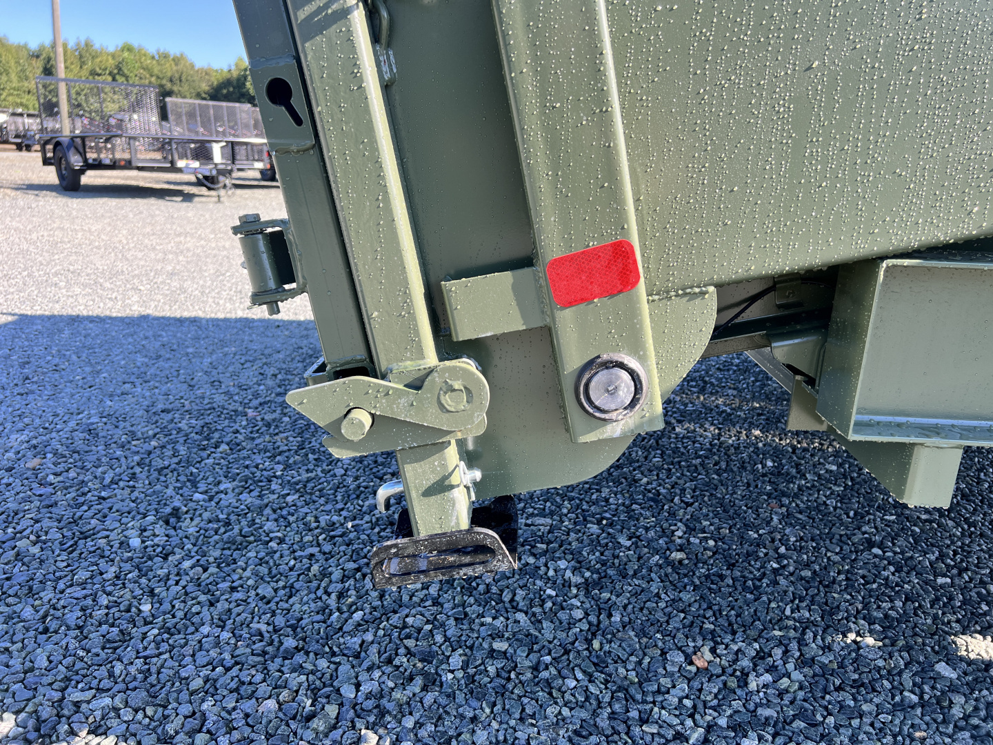 New 2026 Load Trail 7X16 14K Low Pro w/ 2' Sides Dump Trailer