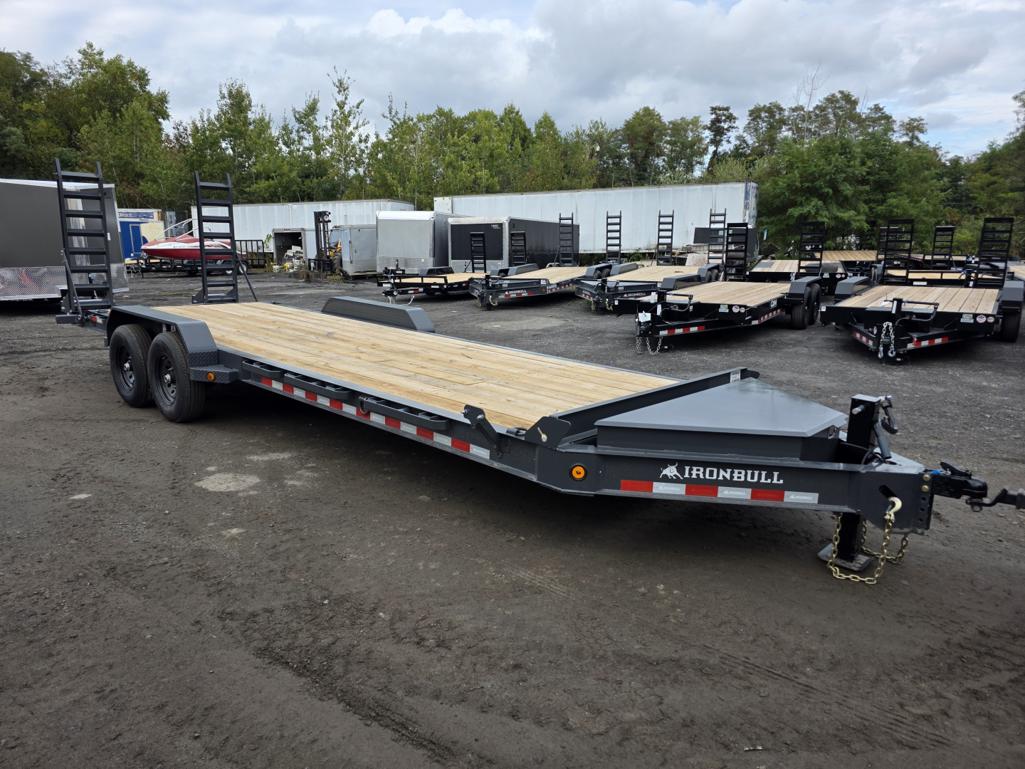 New 2026 Iron Bull EWB 7X24 14K - KNEE RAMPS Equipment Trailer
