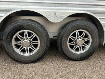 New 2026 Cimarron 5 Horse Winstar stock combo