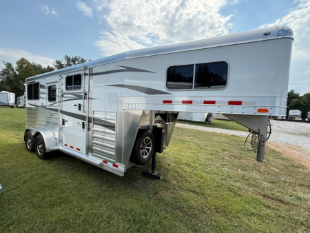 Used 2024 4-Star Trailers Straight Load 2 Horse Side Ramp Gooseneck 6'10  width Horse Trailer