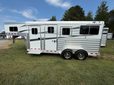 Used 2024 4-Star Trailers Straight Load 2 Horse Side Ramp Gooseneck 6'10" width Horse Trailer