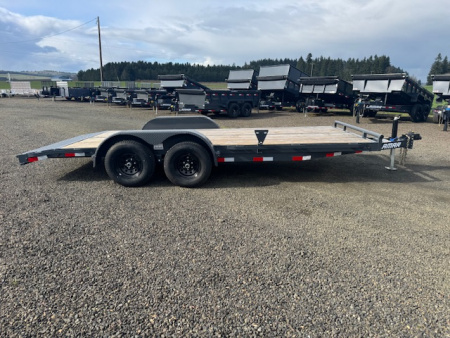 New 2026 LAMAR TRAILERS 83" x 18' /10K Flatbed Trailer