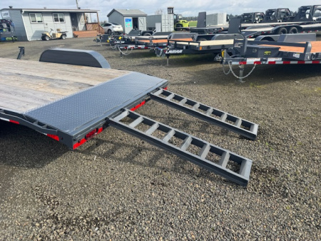 New 2026 LAMAR TRAILERS 83" x 18' /10K Flatbed Trailer