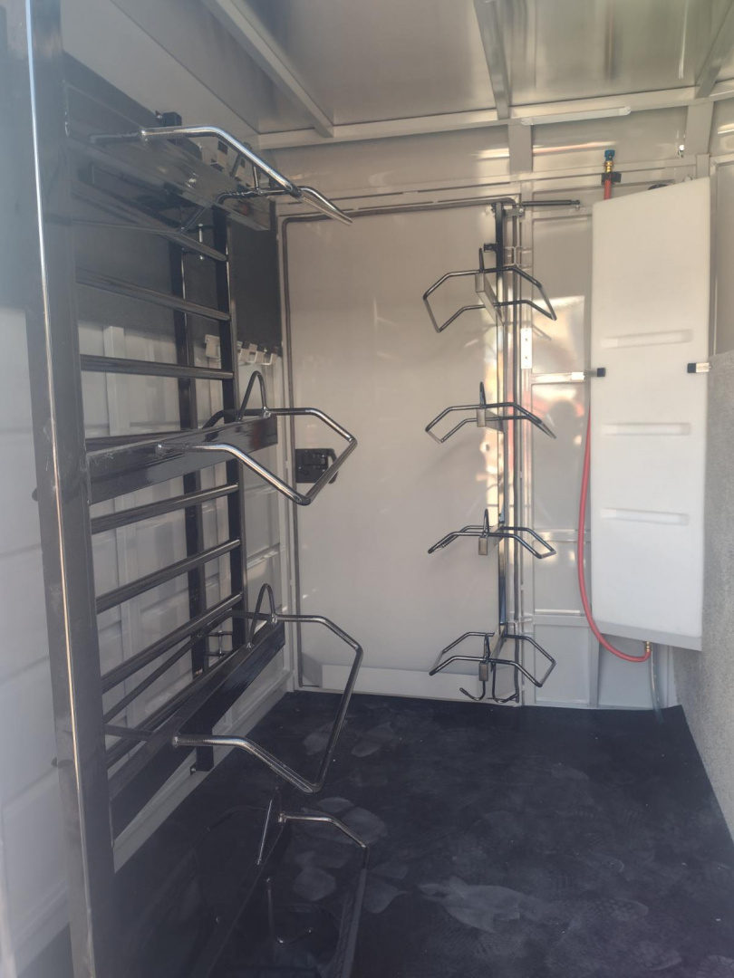 New 2026 Trails West 21' Stock Combo Trailer
