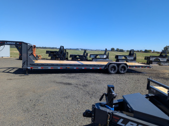 New 2026 LAMAR TRAILERS H8 83x32 14K Flatbed Trailer GOOSENECK