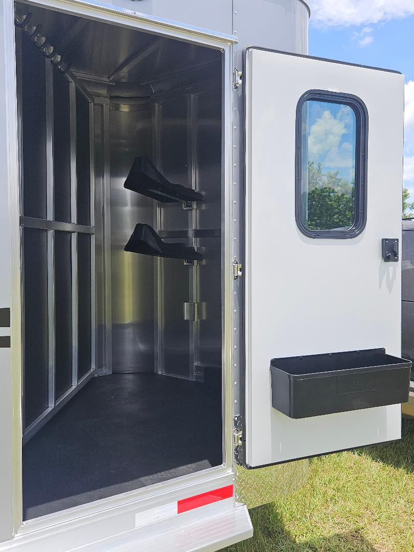 New 2026 Shadow Stablemate 2H Stock Combo w/ Escape Door