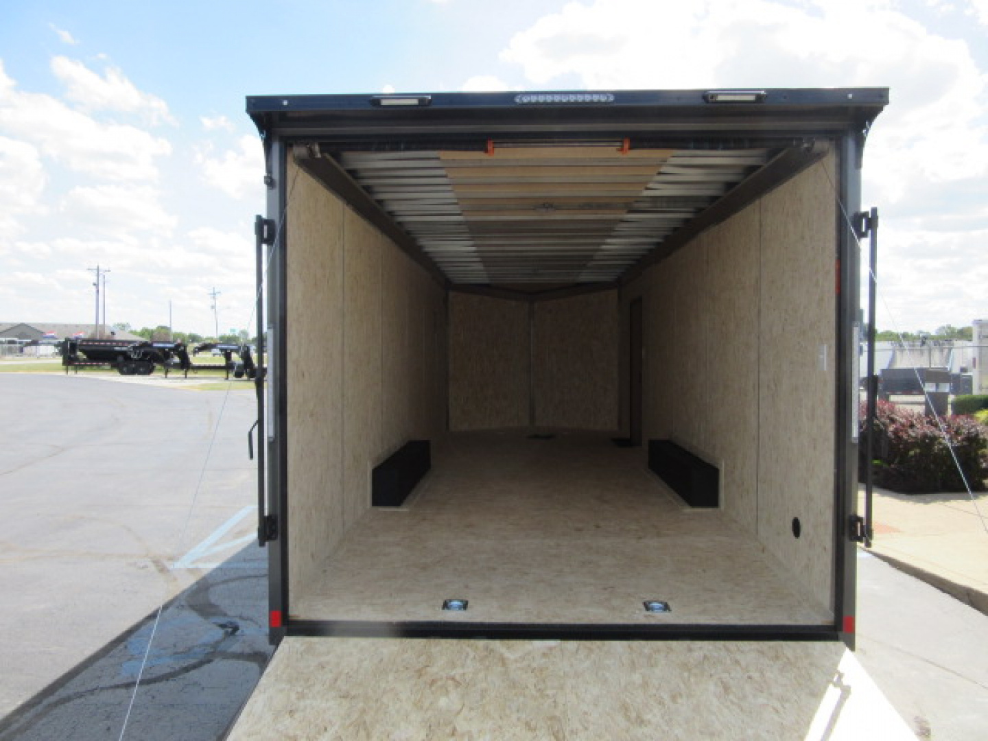 New 2026 Impact Trailers 8.5 x 24 Tremor FI-CQC10224-100 Car / Racing Trailer 10K / Black Trim Package