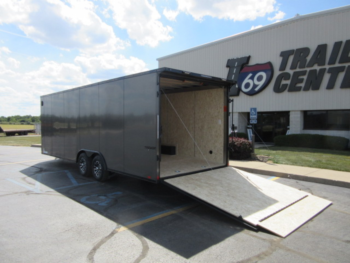 New 2026 Impact Trailers 8.5 x 24 Tremor FI-CQC10224-100 Car / Racing Trailer 10K / Black Trim Package