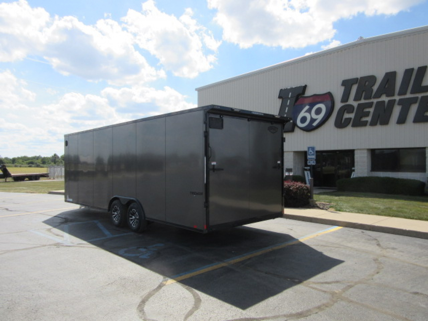 New 2026 Impact Trailers 8.5 x 24 Tremor FI-CQC10224-100 Car / Racing Trailer 10K / Black Trim Package