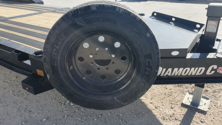 New 2026 Diamond C 82"x22' BP Hydraulically Dampened Tilt - HDT210 Pacesetter Edition