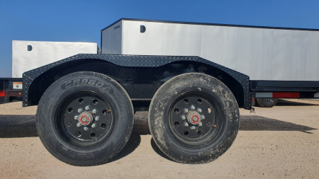 New 2026 Diamond C 82"x22' BP Hydraulically Dampened Tilt - HDT210 Pacesetter Edition