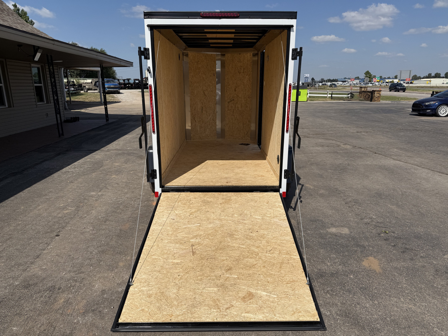 New 2026 Look 5'x10' Enclosed Cargo Trailer - ST DLX