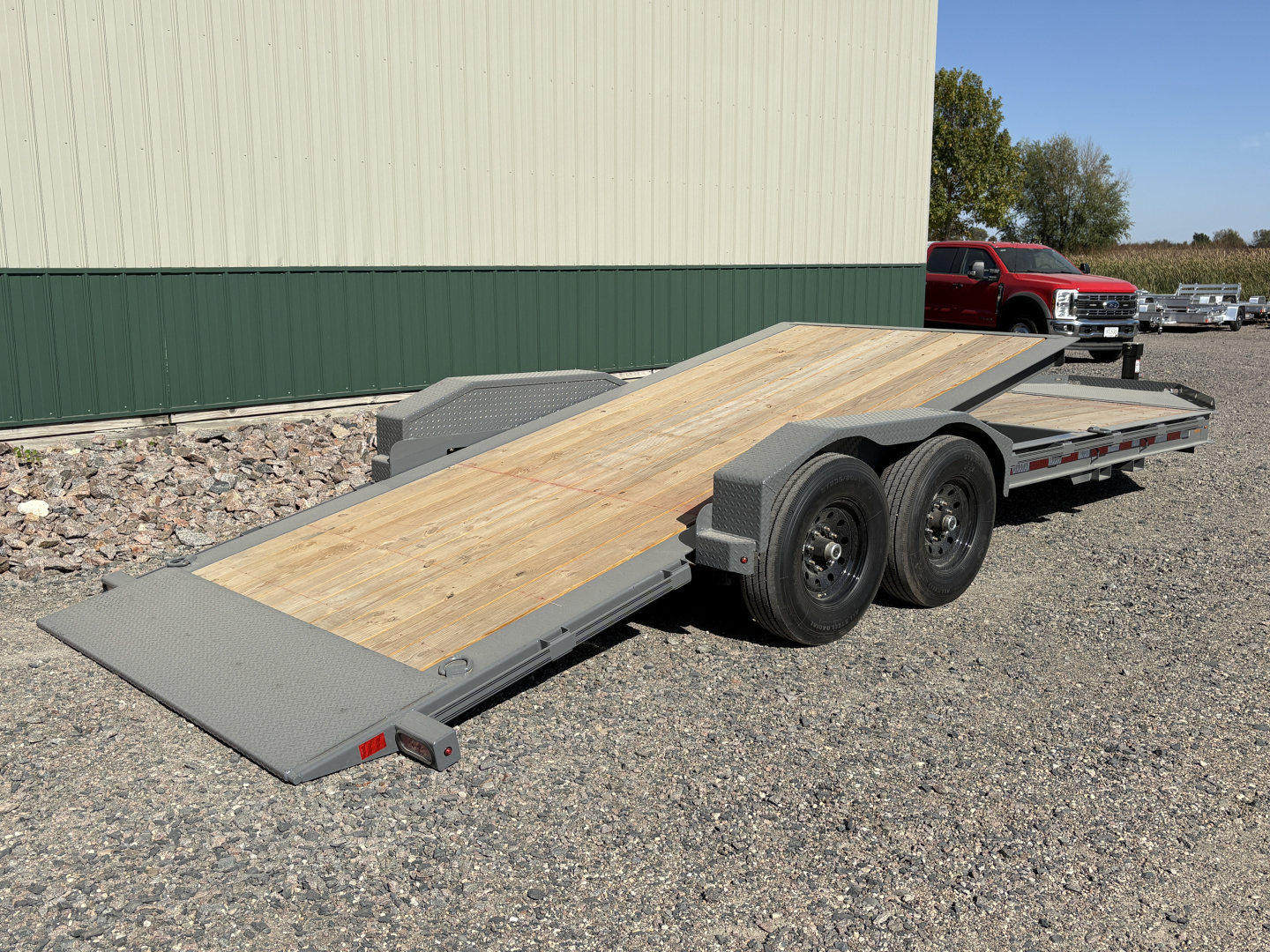 New 2026 22' 14k Diamond C Tilt Trailer