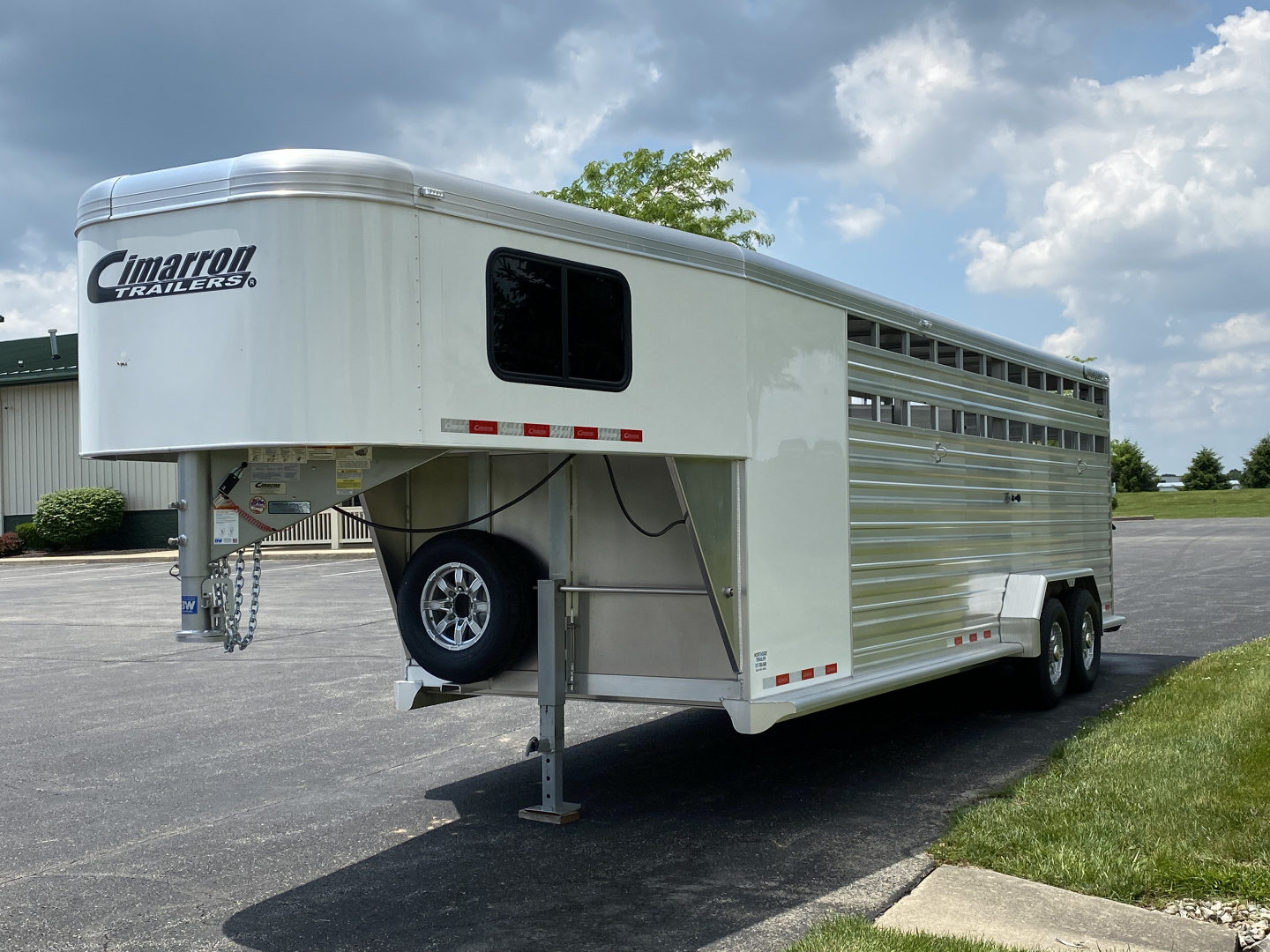 New 2025 Cimarron 24’ Lonestar Gooseneck Stock Trailer