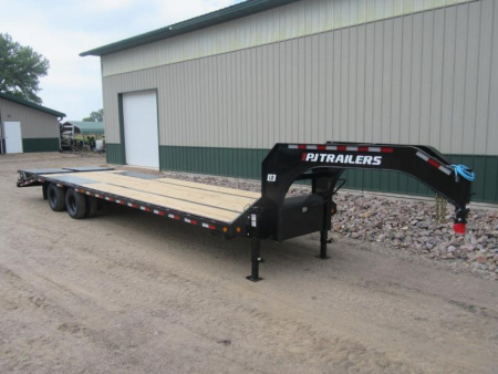 New 2026 32' PJ Low-Pro Gooseneck Trailer - 12k Axles