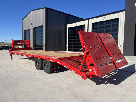 New 2026 PJ 102”x30’ Quest Gooseneck Flatbed w/ Singles – LQ