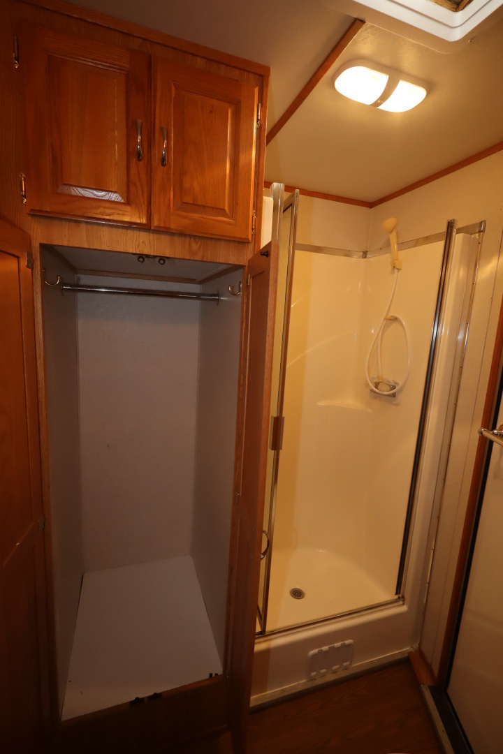 Used 2003 Featherlite Trailers 4 Horse 13' LQ Horse Trailer