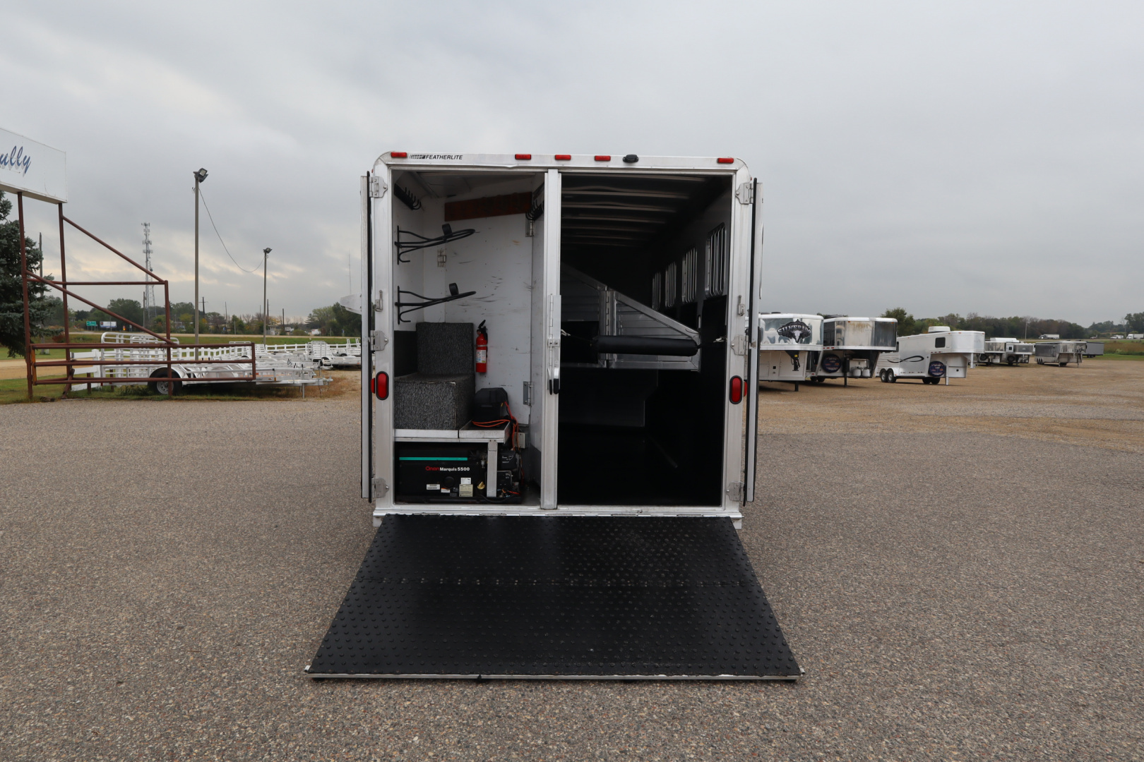 Used 2003 Featherlite Trailers 4 Horse 13' LQ Horse Trailer