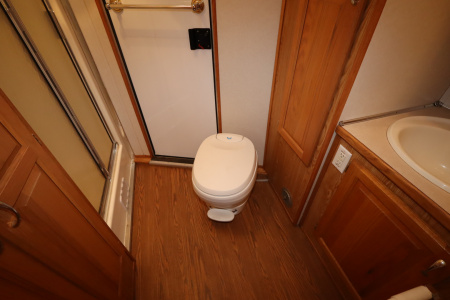 Used 2003 Featherlite Trailers 4 Horse 13' LQ Horse Trailer