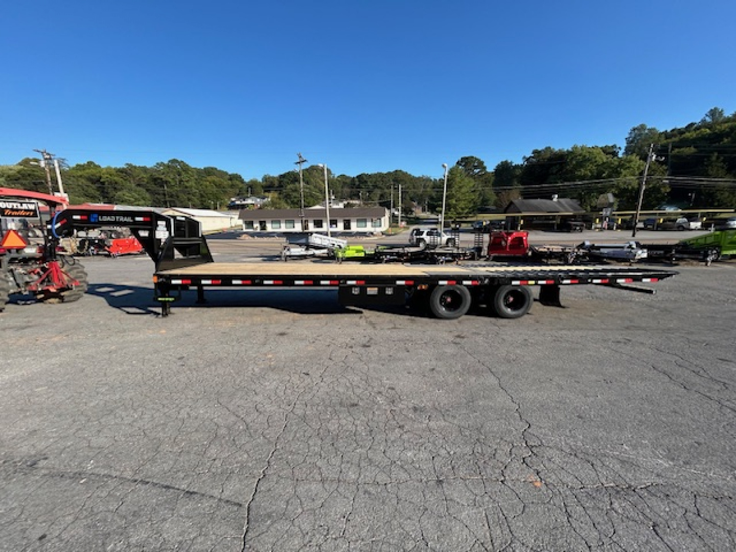 New 2026 Load Trail 102x32 hyd dove Equipment Trailer
