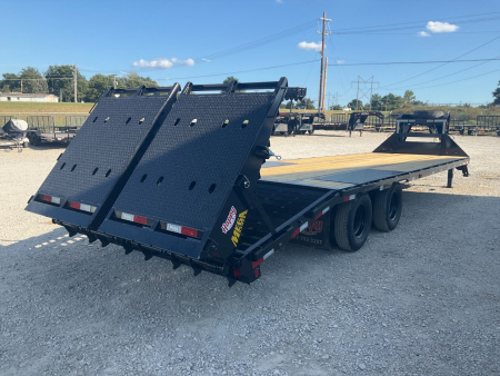 New 2026 Big Tex 102"x30' GN Tandem Dual Flatbed – 22GN