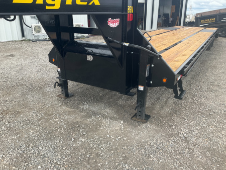 New 2026 Big Tex 102"x40' GN Tandem Dual Flatbed – 22GN
