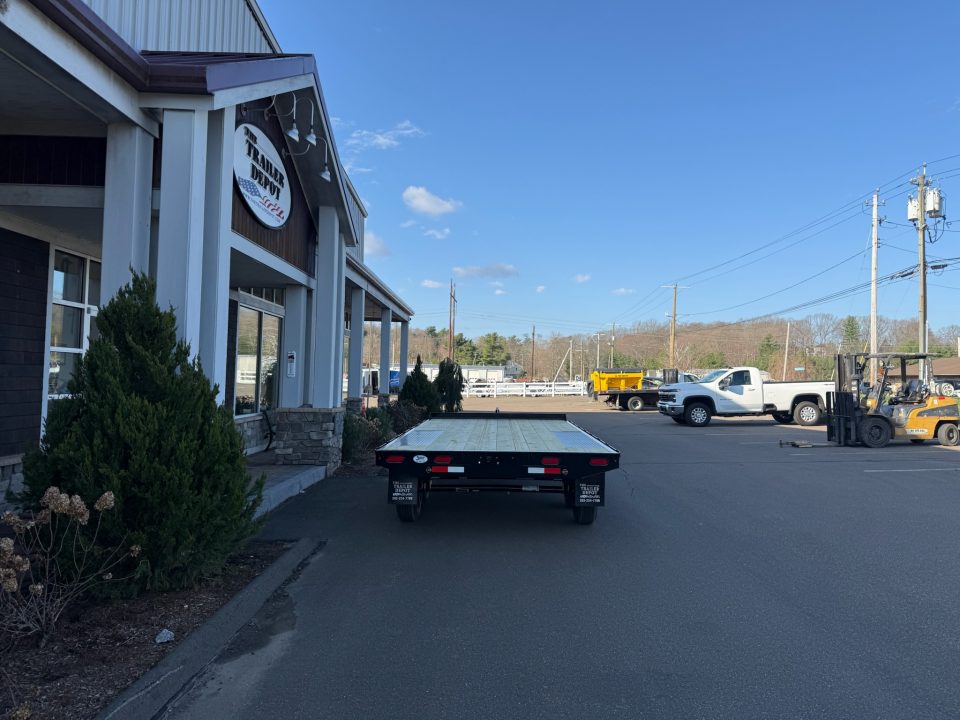 New CAM Superline 8'6" x 16' General Duty Deckover 11K