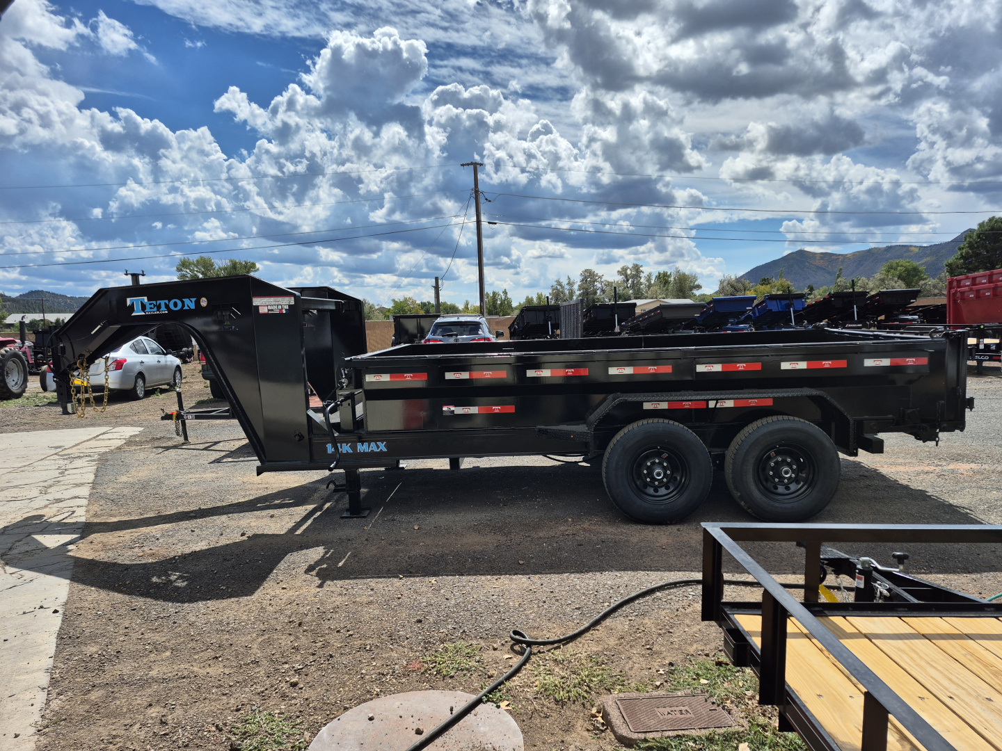 New 2026 Teton Tandem Axle Gooseneck Dump/14,000 GVWR/83"X14'