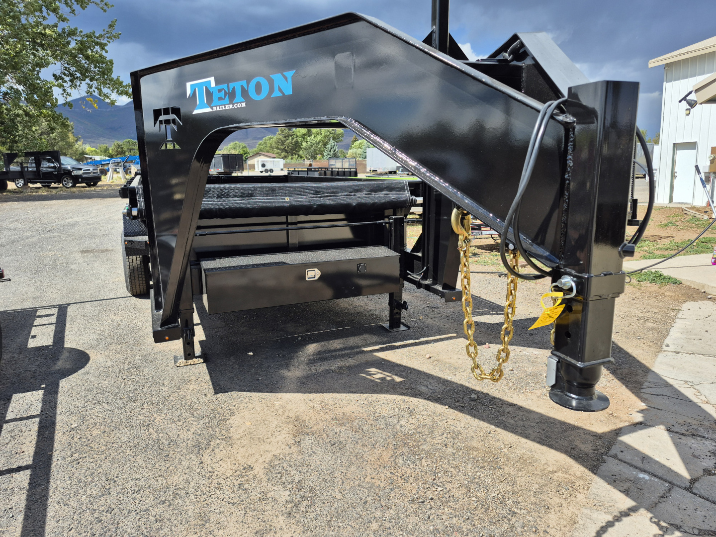 New 2026 Teton Tandem Axle Gooseneck Dump/14,000 GVWR/83"X14'